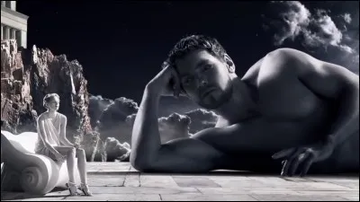 De qui sont les paroles "T'as trop d'argent, tu es trop grand maintenant" ?