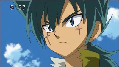 Kyoya a une toupie qui maîtrise :