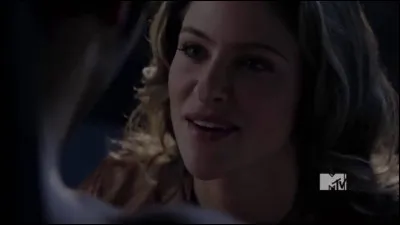 S1 : Quel personnage a-t-elle capturé durant l'épisode 11 ?