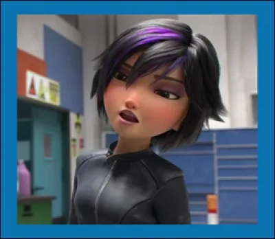 Quel est le nom de cette héroïne qui a aidé Hiro à sauver sa ville et qui fait partie de la bande d'amis de son frère ?