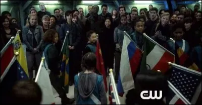 Lors du Unity Day, qu'arrive-t-il aux habitants de l'Arche ?