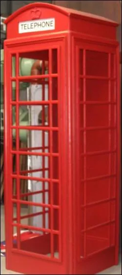 Quel numro faut-il composer dans la cabine tlphonique pour pouvoir entrer au ministre ?