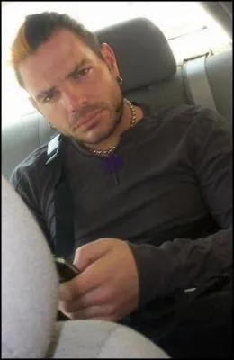 Avec qui Jeff Hardy est-il dj sorti ?