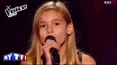 Qui est cette jolie demoiselle à la voix très jolie ?