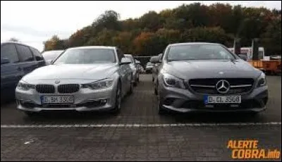 De quelle marque est la voiture que Semir conduit ?