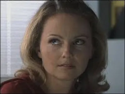 Comment s'appelle la femme de Semir ?