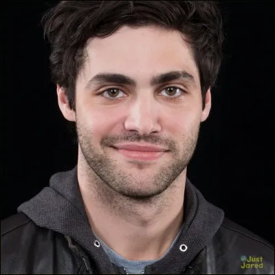 Vrai ou faux ? Matthew Daddario est en couple.