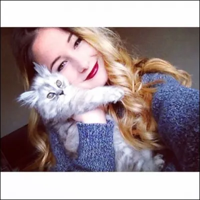 Le chat d'Emma s'appelle...