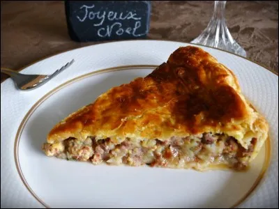 Dans quel pays mange-t-on la tourtière, un plat à base de tourte à la viande ?