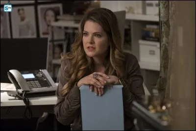 De qui Sutton est-elle amoureuse ?