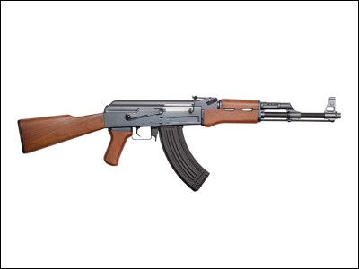 De quelle arme s'est-on inspiré pour créer l'AK 47 ?