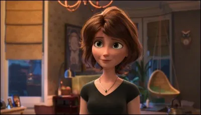 Quel lien de parenté Cass a-t-elle avec Hiro ?