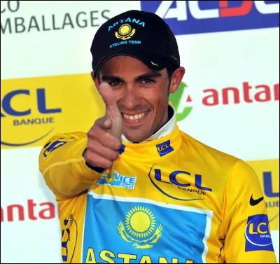 Dans quelle équipe est Alberto Contador ?