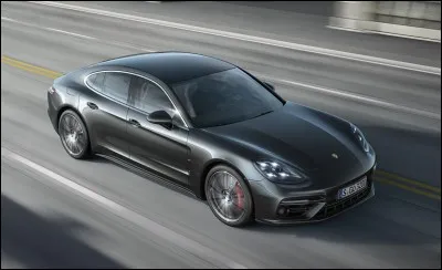 Quel est le nom de cette voiture ?