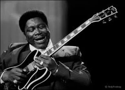 Avec quel titre B.B. King se fait-il connaître de la scène rythm & blues en 1952 ?
