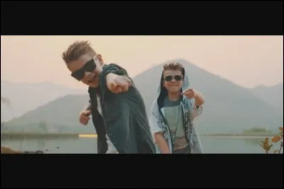 Quelle est leur première chanson ?