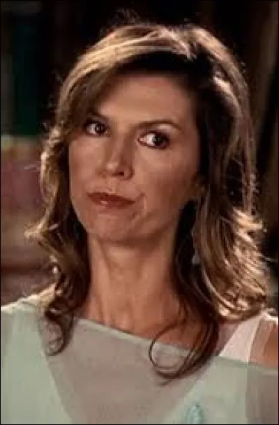 C'est la m&egrave;re des s�urs Halliwell.