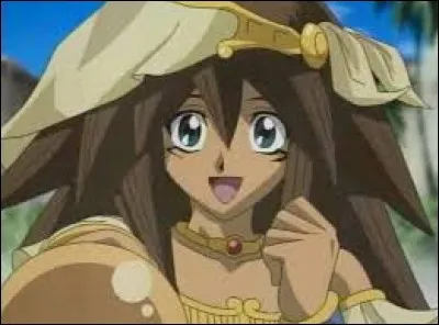 Cette jeune fille, apprentie magicienne, est l'élève de Mahad.