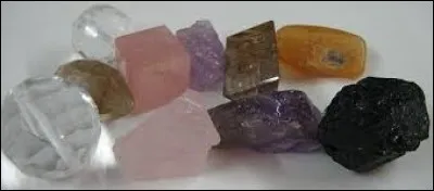 Fromage corse au lait de brebis à pâte molle et à croûte lavée :