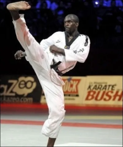 Qui est Pascal Gentil, double médaillé français de bronze aux Jeux olympiques en 2000 et 2004 ?