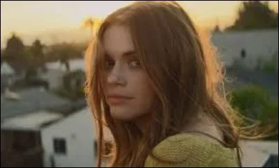 Dans quel clip joue-t-elle ?