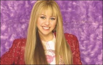 Comment s'appelle cette chanteuse qui a débuté dans la série "Hannah Montana" ?