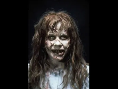 Chasser les démons par des prières, par des cérémonies, délivrer un possédé des démons qui l'habitent.