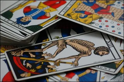 Divination à partir des cartes à jouer.