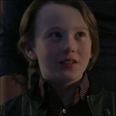 Max a été blessé par...