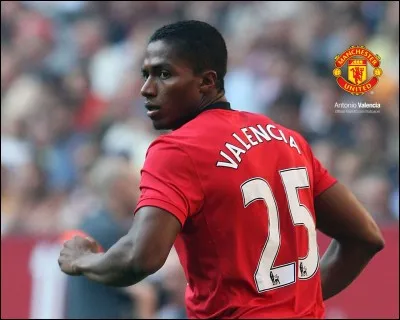 Direction Manchester United. Connaissez-vous la nationalité du latéral/aillier droit Antonio Valencia ?