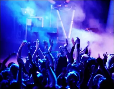 En 2017, quelle chanson a beaucoup de succès ?