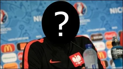 Qui est le sélectionneur de l'équipe de Pologne de football ?