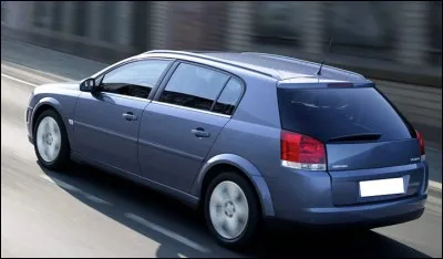 Échec de la Signum. Quel est le constructeur ?