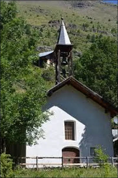 Village Haut-Alpin, Freissinières se situe en région ...