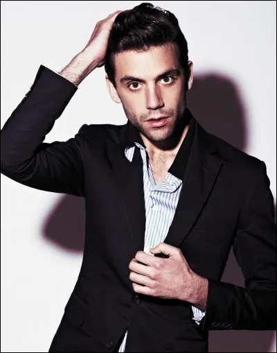 Mika, chanteur français et coach dans The Voice est-il homosexuel ou pas ?