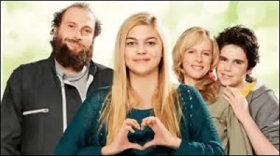 De quel handicap souffrent les parents et le frère de Louane, dans "La Famille Bélier" ?