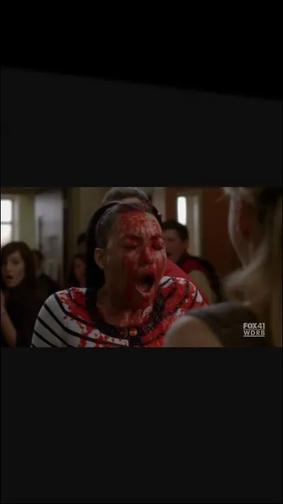 Quel membre des Warblers lui a jeté un Slushie dessus ?