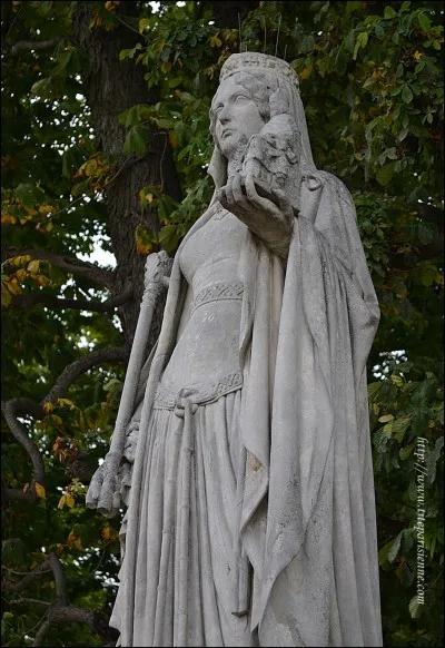 De qui Berthe au Grand Pied était-elle la femme ?