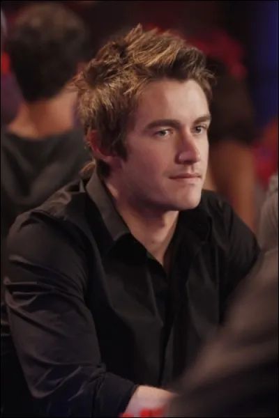 Quel est le vrai nom de Clay ?