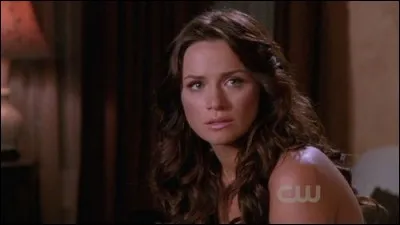 Que fait croire Quinn à son ex-mari pour l'empêcher de rester avec elle ?