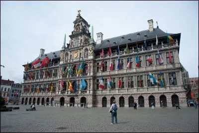 Anvers est la ville du 
Indice : Il en faut plus d'un pour faire une rivière.