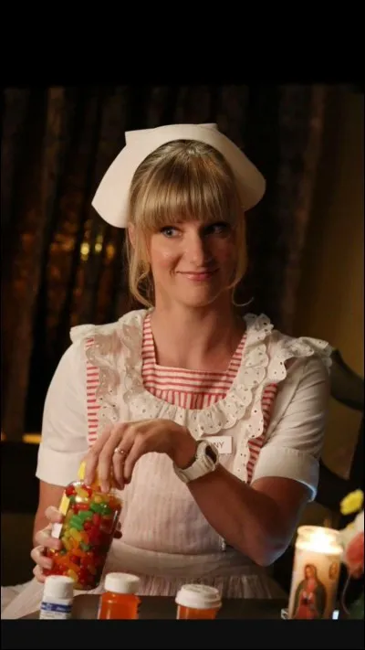 Elle se dit souvent aussi triste qu'un :