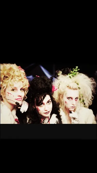 Pourquoi n'a-t'elle pas aidé Santana à brûler le piano ? (S3)