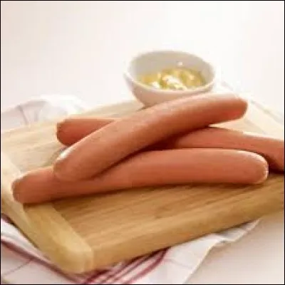 Comment s'appelle cette saucisse strasbourgeoise ?