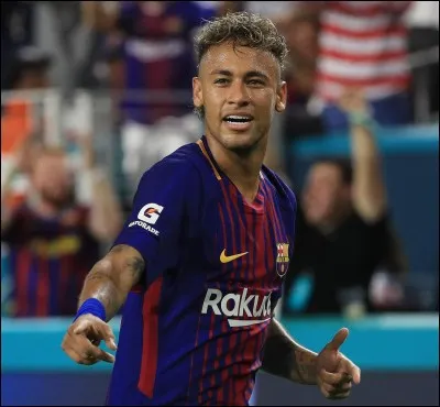 Quel est le prix du transfert de Neymar au PSG ?
