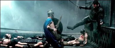 Ce général athénien créa une flotte invincible, puis vainquit les Perses à la bataille de Salamine. Qui est-il ?