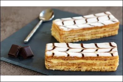 Oh ! Mais oui ! Mais je connais cette pâtisserie c'est une .. c'est un ..