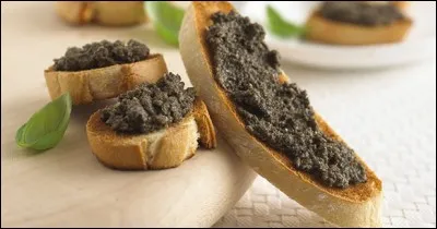 Une spécialité du sud de la France, c'est quoi sur cette tartine ?