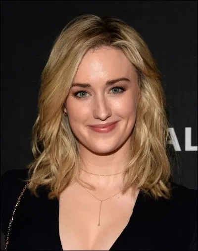 Dans la saison 2, qu'avait Patterson dans la dent ?