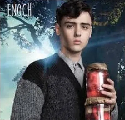 Arrivés à destination, ils trouvent une boucle créée en 2016. Ils attirent quatre Sépulcreux et deux hommes de main de M. Barron. À quelles créatures surnaturelles Enoch fait-il appel pour les affronter ?